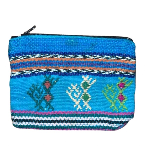 Flat blue card pouch Aztec pattern zipper closure - Picture 1 of 2